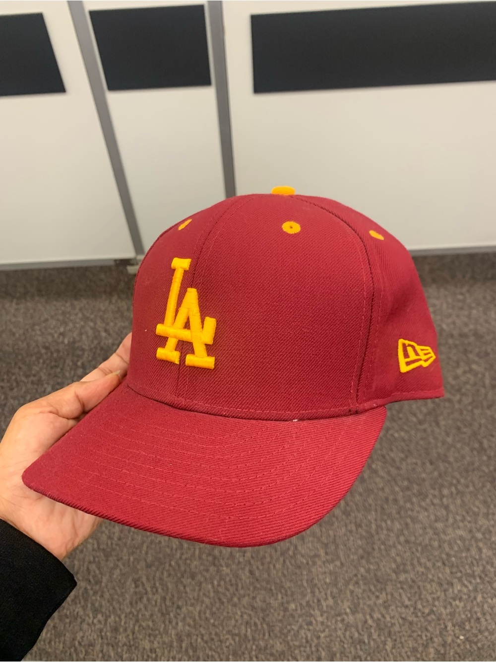 9fifty Los Angeles Baseball Cap in Burgundy and Yellow